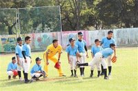 中信金控將再次推出「一日教練」活動，指導少棒小球員基礎打擊與守備動作，鼓勵愛打棒球的孩子。