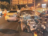 國道三號近嘉義竹崎路段，前晚發生重大車禍事故。記者魯永明╱翻攝